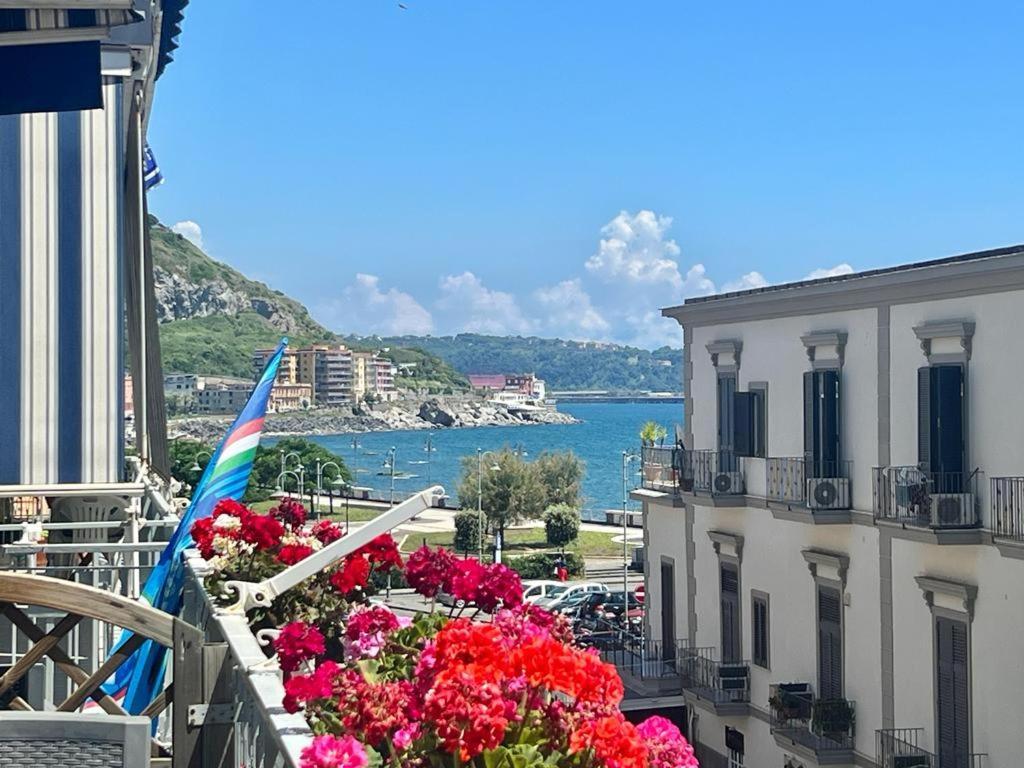 A Casa Dei Bruno B&B Pozzuoli Eksteriør billede